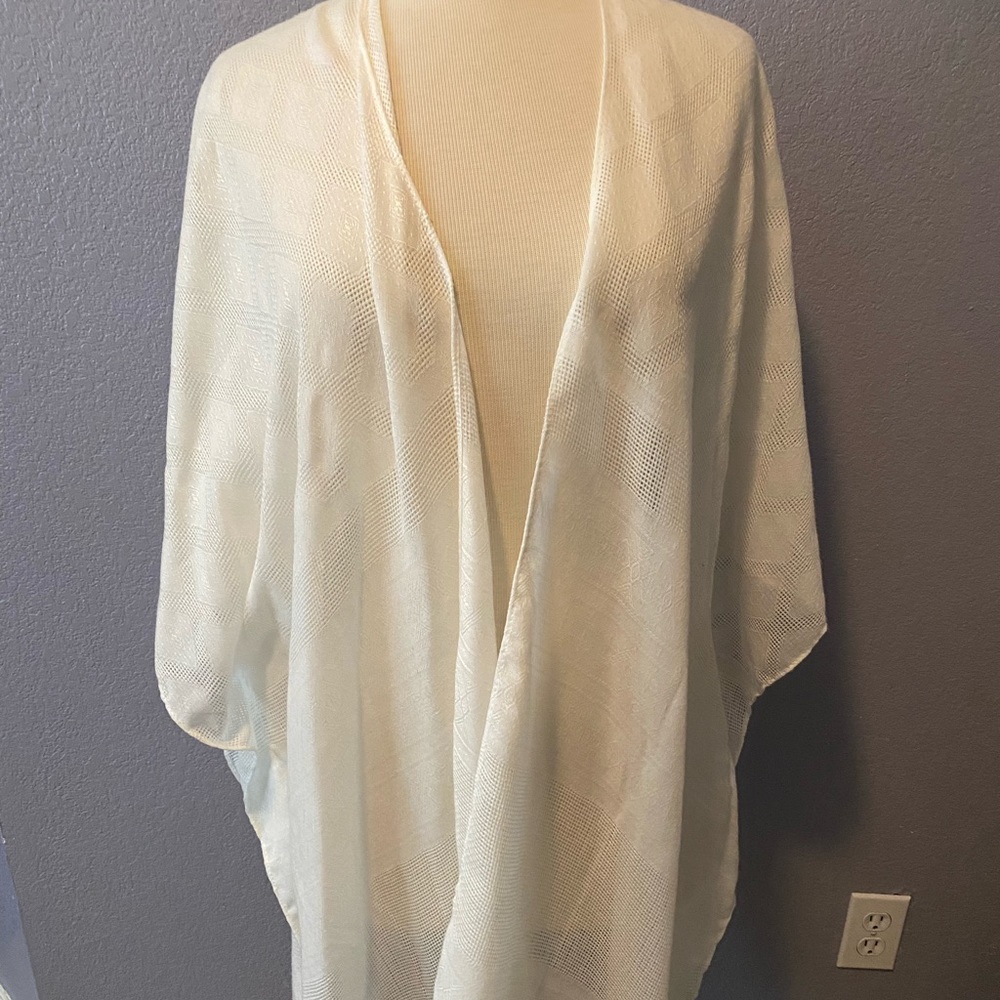 Universal Thread embellished kimono (white): One size fits most
